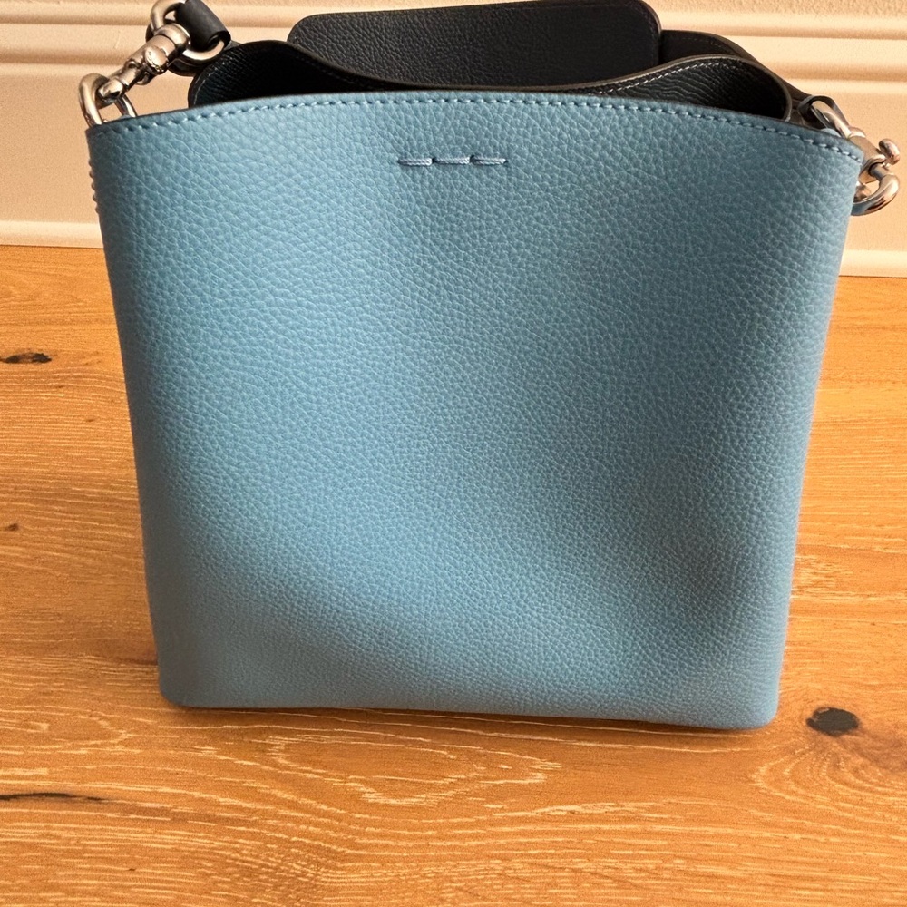 Coach Willow Color-block Bucket Bag - Picture 5 of 9